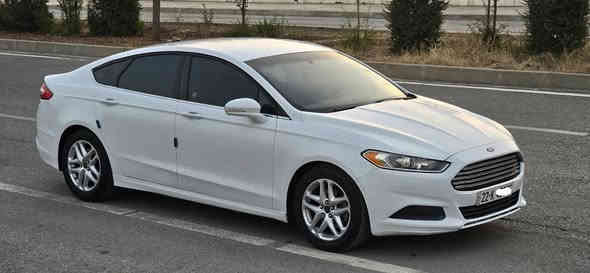 ***********  فۆرد فیوژن 
سپي  2016 مواسفات SE مەکینە(٢.٥)مەرغوبی بێ تۆربۆ 
سەیارەکە دوو پارچە  بۆیاغە     پارچەکانی بؤ نيت و دەرگا  پێش و پشت کەپس بێناوگرتن   پشت و پێش کەپسە ،ڕەقەم شانسم داناوە لە وێنەکان، ئێرباگ بةس سوكان ئةوانيكةي  هەمووی بیلادیە
 مواسفات دوو کوشن کوشن کارەبا و کۆدی دەرگا و بلاجیکتۆر و دەبل گێڕ و  وکامیراو ABS   حاسە و 4 تایە و ویلی تازە زۆر توندو تۆلە مالی دۆست یەک گلۆپی دانەگیرساوە
 گێر مەکینە و بەردی گزۆز و تەبریت و بەناوکردن بەشەرت سەنەوی تا سالی ٢٠٢٩ نوێ یە نرخی(سعر) تەنها  107  گەڵا و مەجالێکی کەم 
0750 109 04 09 رانية
