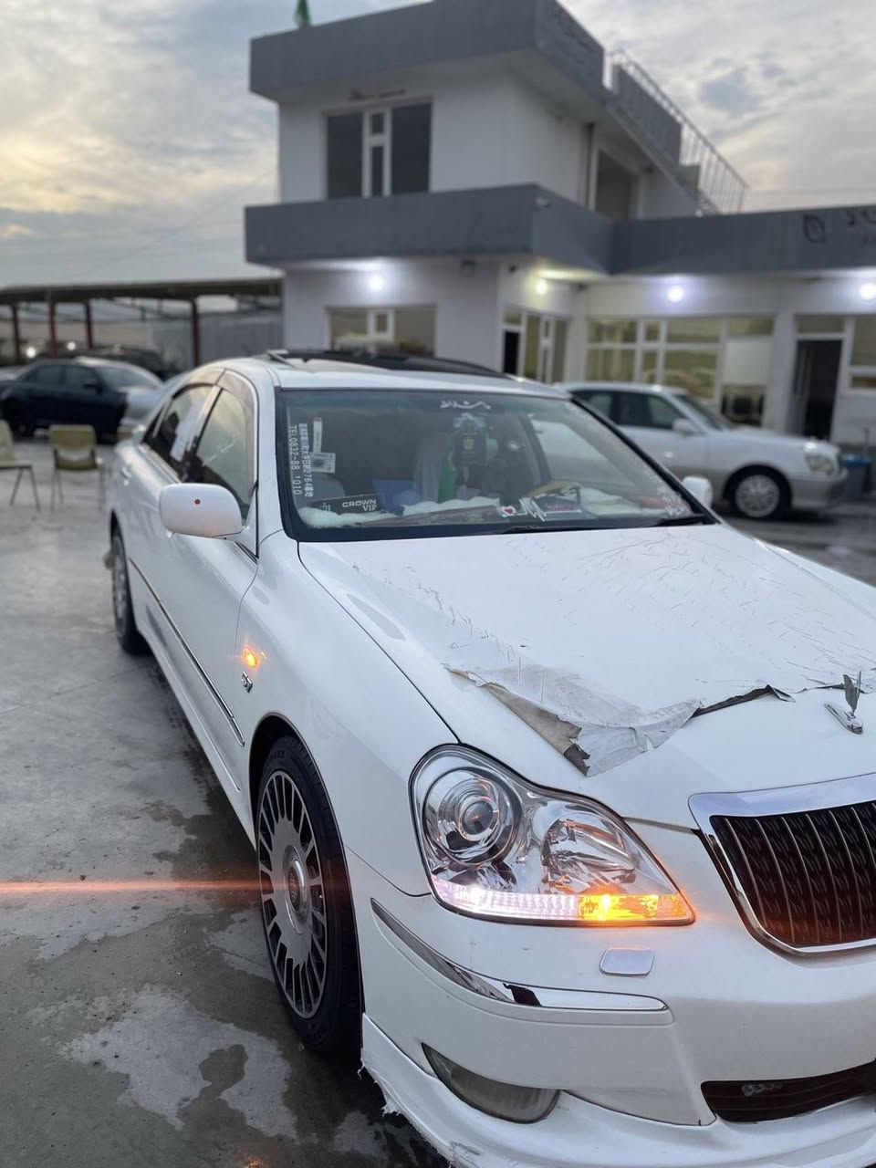 سڵاوی خواتان لیبت ماجیستا بو فروشتن مالی دۆسته  سه یاره که وه سفی ناوی ماشه لا ده ویت 
سلایت
کوشن خه زن 
رۆن هایدرۆلیک تازه یه 
جوار تای ویل سفر له شیره 
بو سعر جات بکن یان ته له فون بکن 
***********
