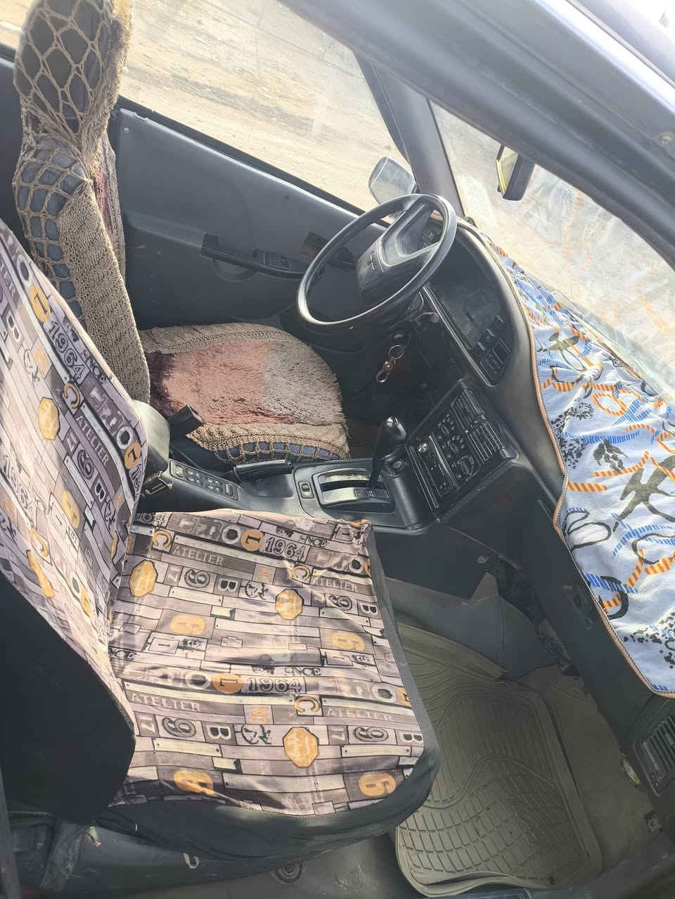 السلام عليكم برنس موديل 1995 كير اتو جديد مكينه مكفولت حداديه تخم تاير باتري جديد  كهربائيات كله شغله مصبوغه حزام جماله فقط مكفوله من الحادثه مابيه الو طخه داخل جديد كيجات ‏‪كله شغله السعر 29 وبيه مجال رقم               ***********//////‏‪0772 419 6614
