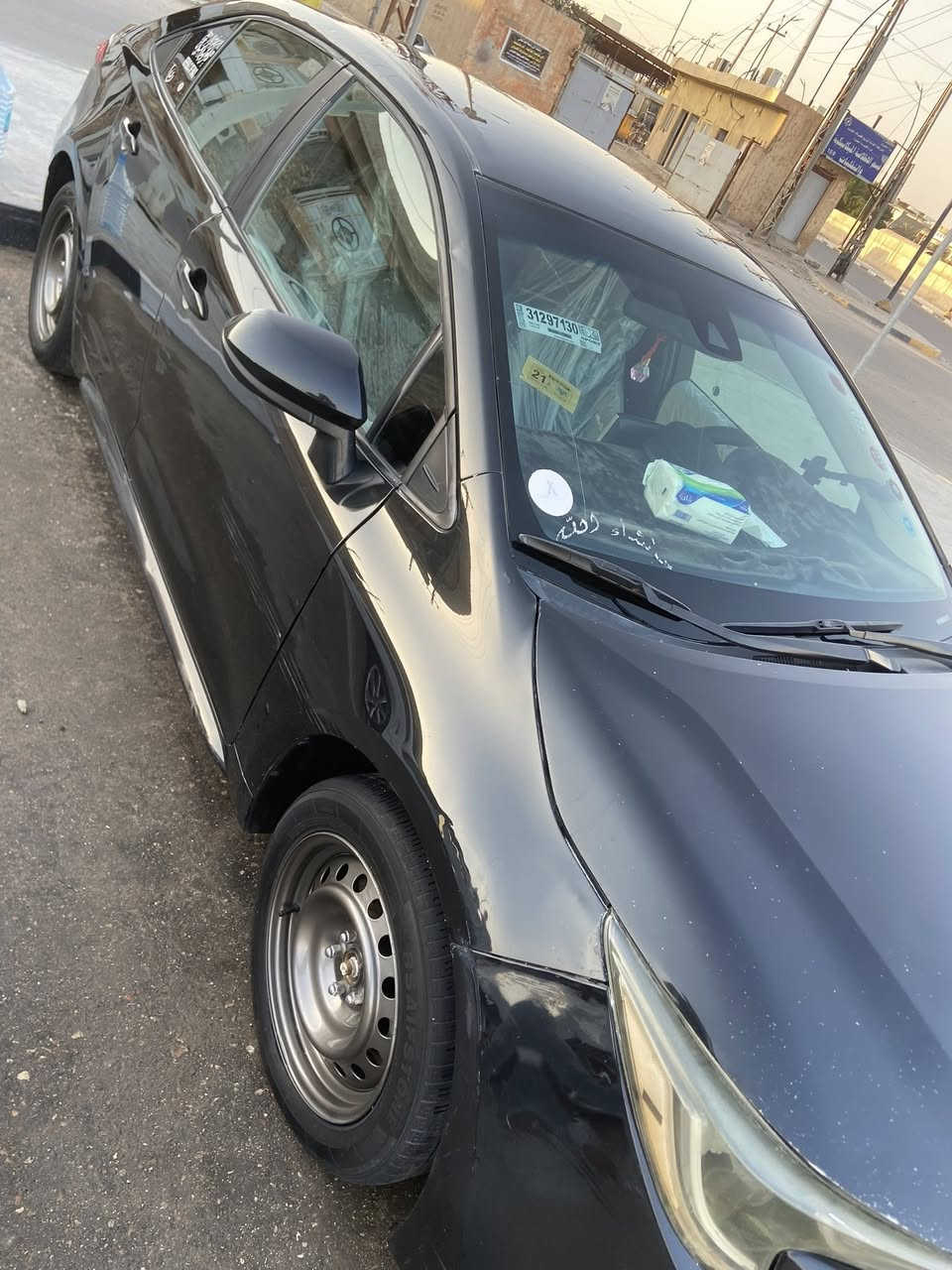 السلام عليكم كورله وارد امريكي 2021 LE داخله بسنه 2022 معوقين السياره بعد سنه وتصير حره رقم ذيقار بسم بنيه وحاضره للوكاله ماشيه160 حقيقي الداخل لونين سايد بريك كهربائي الكورله معروفه بعد موصفاتها  كير مكينه حداديه تبريد تخم تاير كفاله100‎%‎نقص برغي مابيه  بيه فقط ملاحضات بل بدي والسونار موجود ناشره شوفه 
عنواني البصره دور الصحه (***********)
السعر 123$ وبيه مجال
