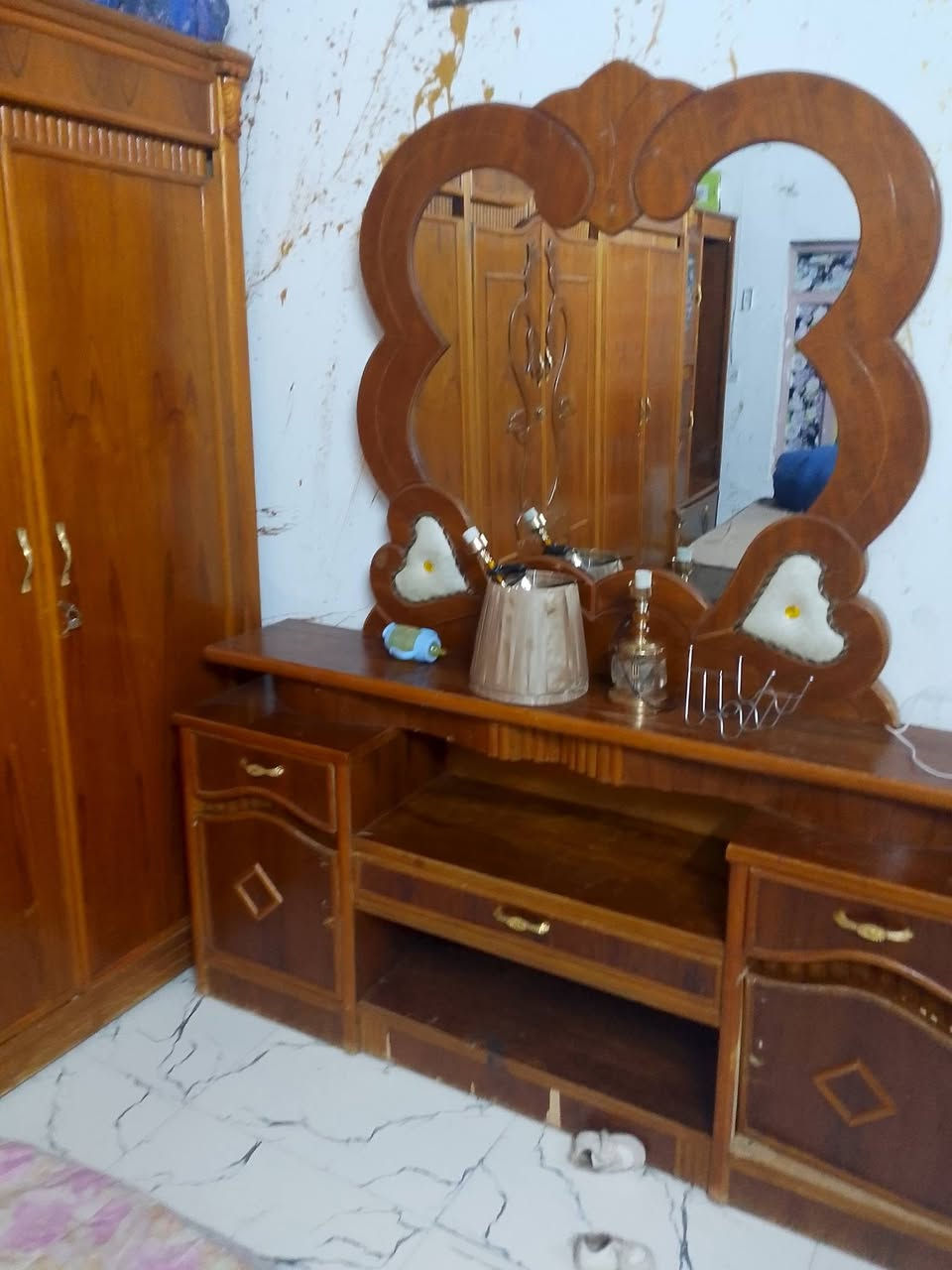 السلام عليكم غرفه تسكام ام السته ميسان حي العسكري ***********والسعر 600وبيه مجال
