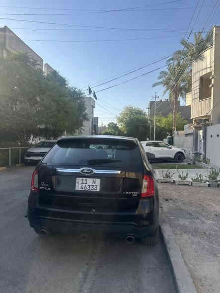 السلام عليكم فورد ايدج موديل 2013 خليجيه السياره رقم بغداد بيها قطعتين صبغ السعر 137 ورقة مكانها بغداد ***********
