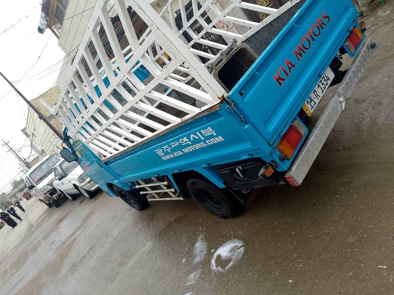 سلام عليكم كيا بنكو مديل 94سيارة مال جني تم تاير باتري جدديد صدر قبل سبوع مسوي سيارة مصبوغه عام لجماليه   مشط جديد دوشمه عام رقم نكليزي  بسمي شرط تحويل سيارة مال بيت  سيارة خير من الله  وما مطلوبه ربع  رقم شاصي. بل كارتون مكاني مدينه الصدر  سعر 55   رقم الهاتف***********
