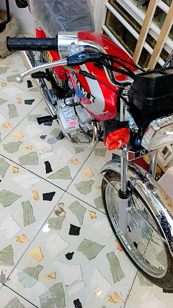 سلام عليكم نامة مديل 26 صارلة 4 تيام من طالعة من المعرض ليوم ذبيت دهن سحك مال شركة 3 احرف الاصلي سعرة اتصل ع رقم ***********
