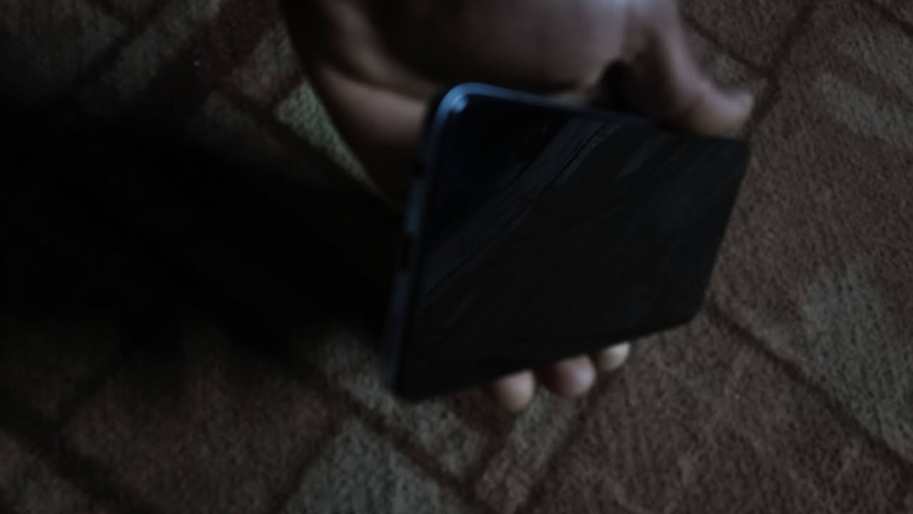 سلام عليكم هاذ جهاز البيع هونرb 7x  ذاكره 256مكان النهروان سعر الجهاز   150وبي مجال تواصل خاص او عل رقم***********
