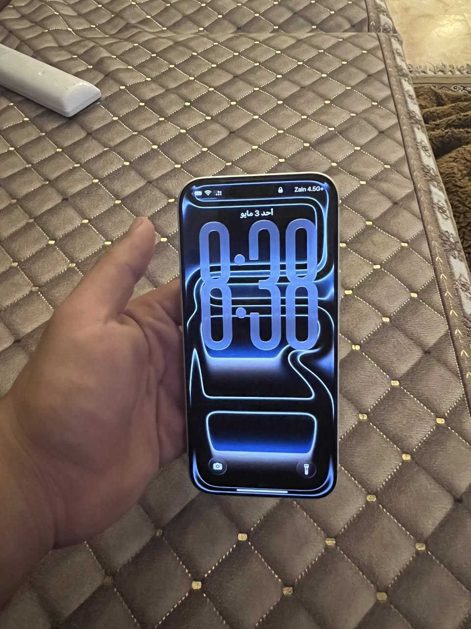متاح ايفون 17برو ماكس لون مميز Eسيم 256
جهاز اخو الجديد 
🔋بطاريه 100/عدد الدورات 51
سعر لجهاز مليون و 725


**إذا كنت صاحب هذا الإعلان وتريد حذفه لأي سبب، رجاءا أرسل رسالة إلى الدعم الفني**