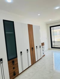 كاونتر • كبت • خزانة • اثاث • ديكور منزلي • للبيع