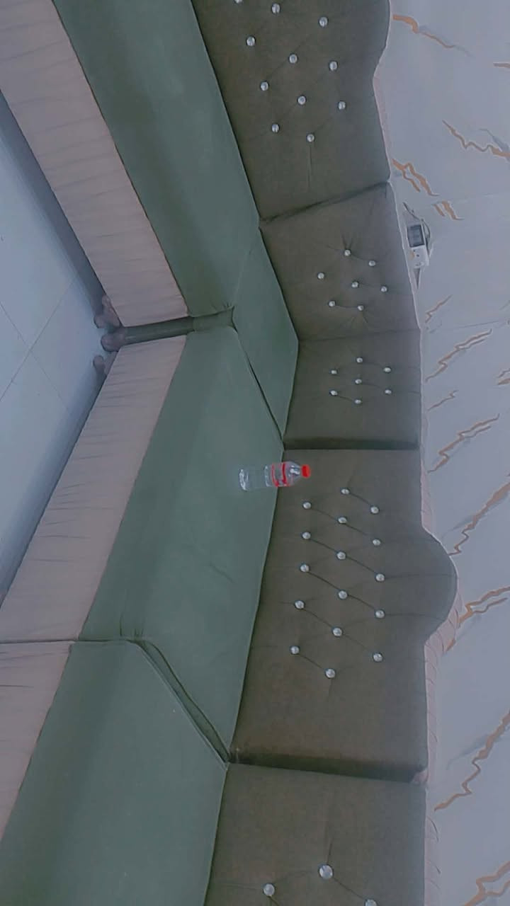 ديوان للبيع نضيف اي ضرر مابيه سعر ٢٠٠


**إذا كنت صاحب هذا الإعلان وتريد حذفه لأي سبب، رجاءا أرسل رسالة إلى الدعم الفني**