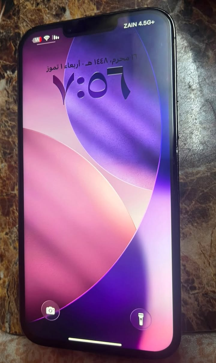 السلام عليكم
ايفون 13 pro max  جهاز شاصي نضيف 

االجهاز مبدل بطاريه وشاشه 
 
فيس ايدي شغال شريحه شغال  الكامره سينمائي واكفه  
السعر المطلوب : 375 الف 

للتواصل ***********
