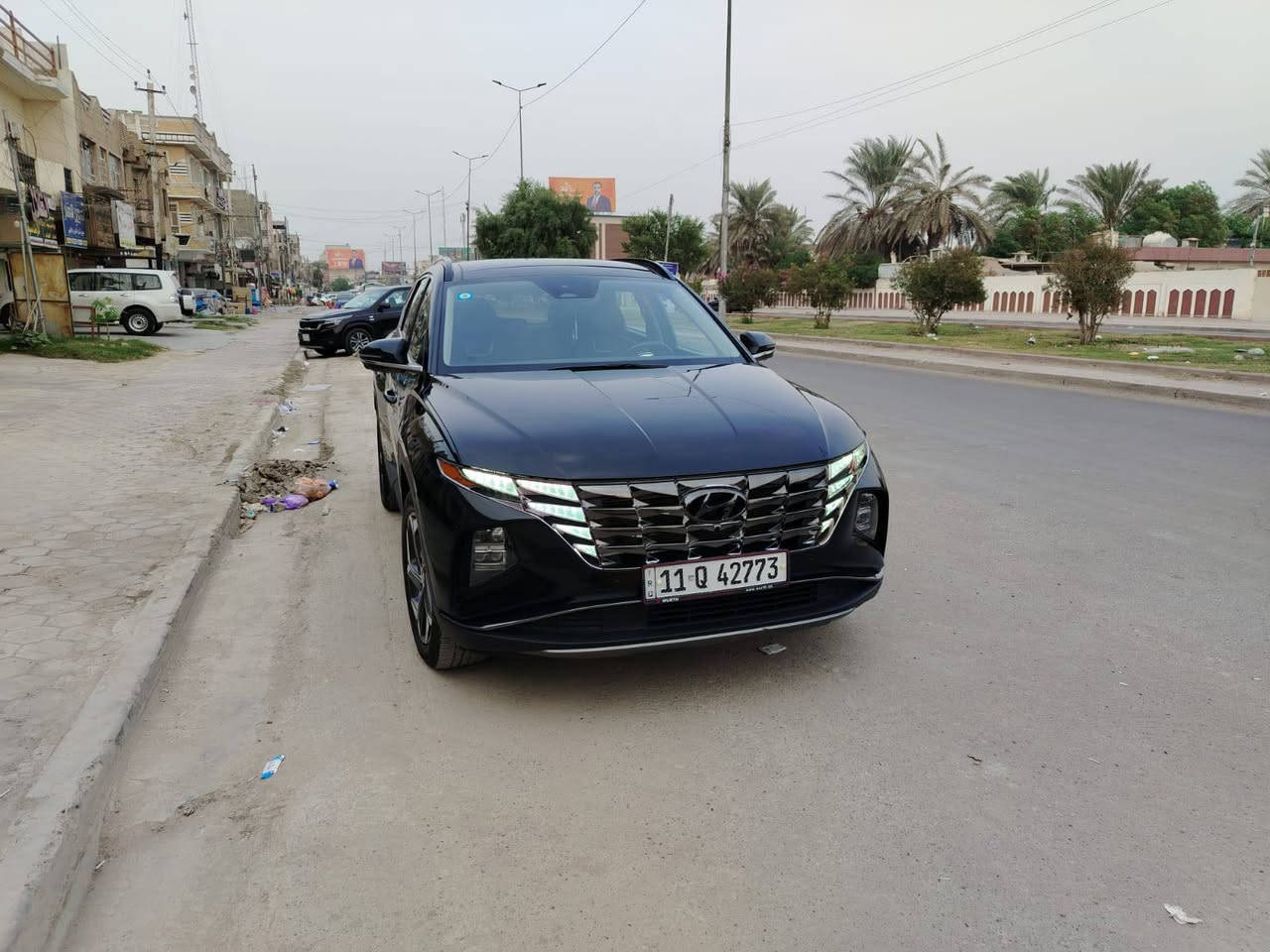 سلام عليكم ورحمة الله وبركاته سياره توسان أمريكي فول موصفات موديل ٢٠٢٢ سياره كلش حلوه موصفات كير دكم خمس كامرات قطعتين تبريد مكينه جبيرة تمشي بانزين عادي بدون ادونز شرط توقف ذاتي تقدم وترجع ريموت تشغيل عن بعد  حساس امامي وخلفي كشنات جلد تدفئه وتبريد شنو بالك بيه مزوعه موصفات رقم بغداد بسمي ماشيه سيارة ٥٤ الف كيلو مو ميل وسونار مرفق ويا صور معروضه  180  وبيه مجال رقم هاتف ***********
