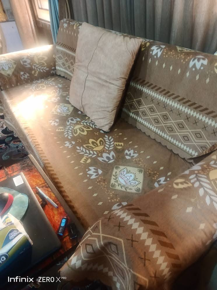 مفرش قنفات عشر نفرات مقعد وضهر ويدات عشرين قطعه على اي تخم ايصير مكاني كربلاء سيد جوده على نهر الهنيديه
 ورحله وطبلة وسطيه اخذناها من هوم سنتر


**إذا كنت صاحب هذا الإعلان وتريد حذفه لأي سبب، رجاءا أرسل رسالة إلى الدعم الفني**