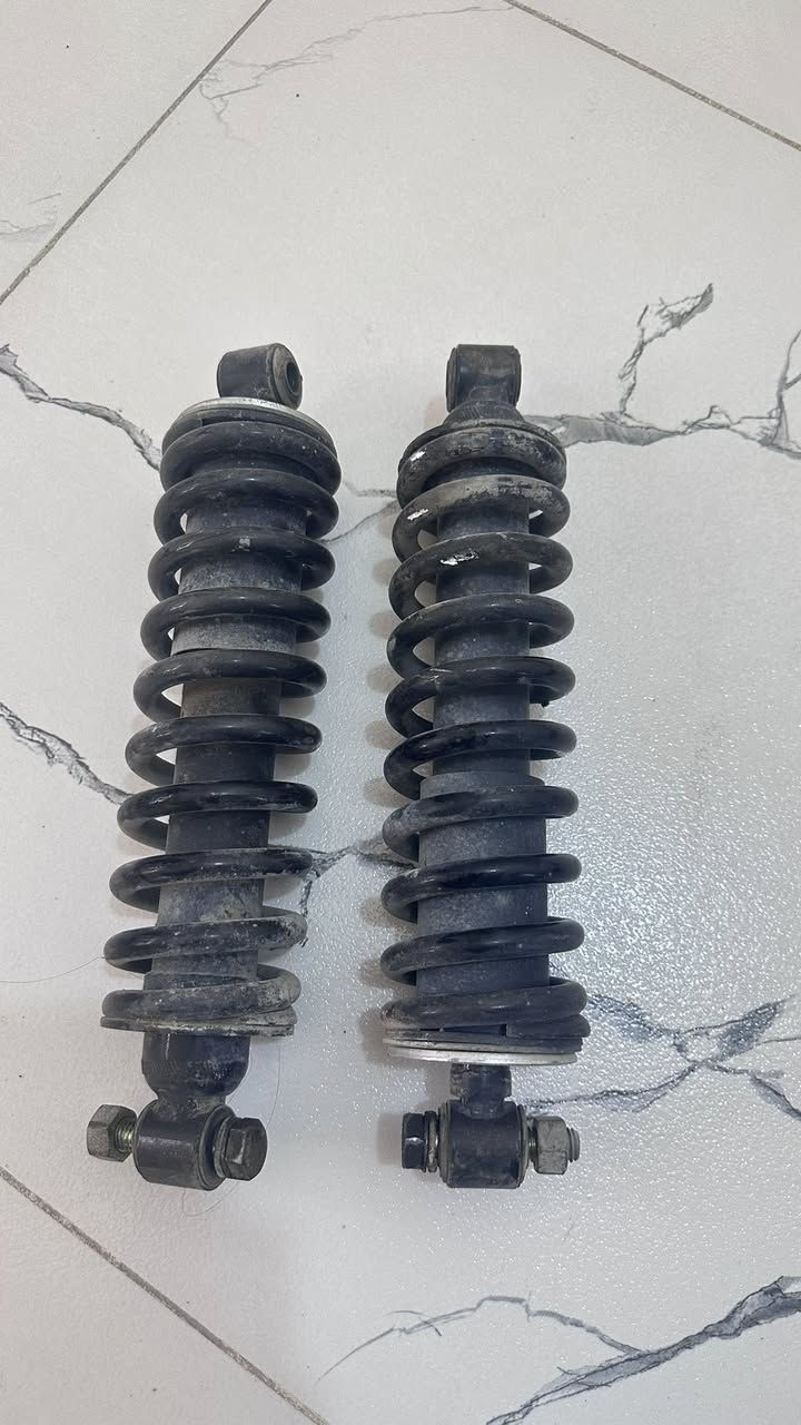 سلام عليكم 3تاير نظافه 90/100سعر 35+دبلات البيع 30هاتف ***********/***********
