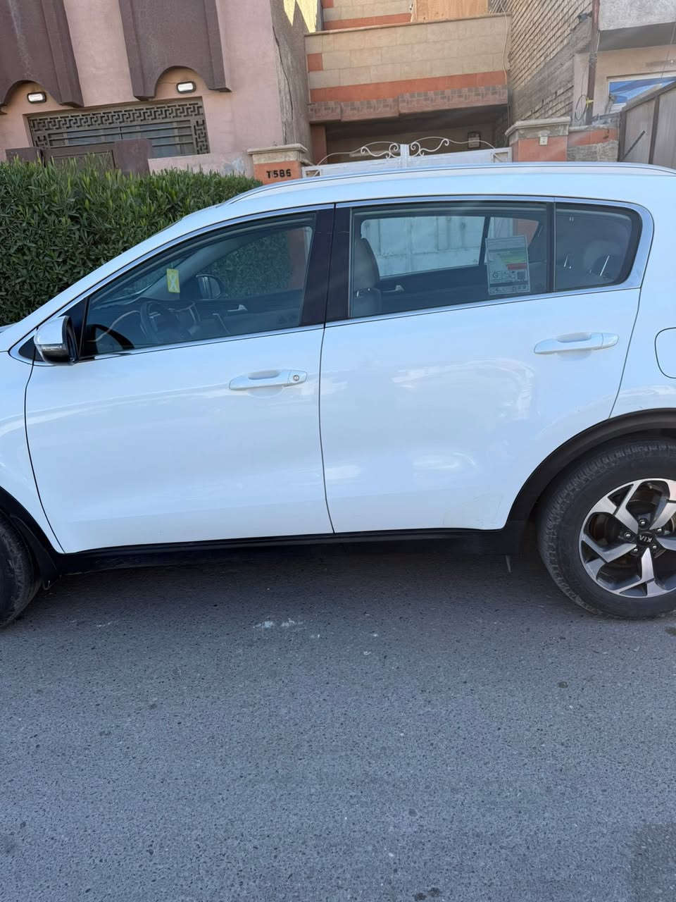 السلام عليكم سبورتج خليجي بغداد باسمي سعر ١٩٩   بيها ربع الباب صبغ مكاني السيدية ***********
