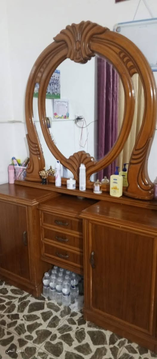 للبيع غرفه صاج سعر 850 فقل وعنوان الرمادي رقم *********** للإستفسار
