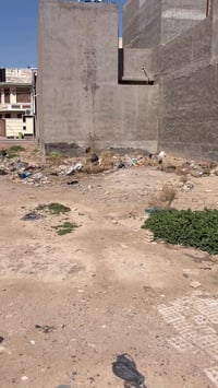 ‏السلام عليكم 125 متر في دور الامانه  خلف شارع 40 رقم القطعه 387 رايد ...