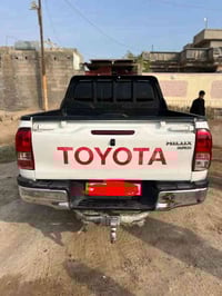 هايلوكس فورويل • ٢٠١٦ • ٩٣٠٠٠