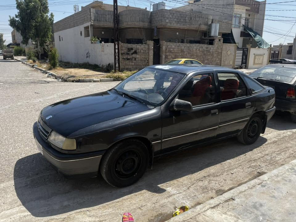 فكتره  16 موديل 92 سيارة نضيفه رقم نينوى سنويه جديده كاربون بي شرط تحويل اي استفسار على ‭***********
