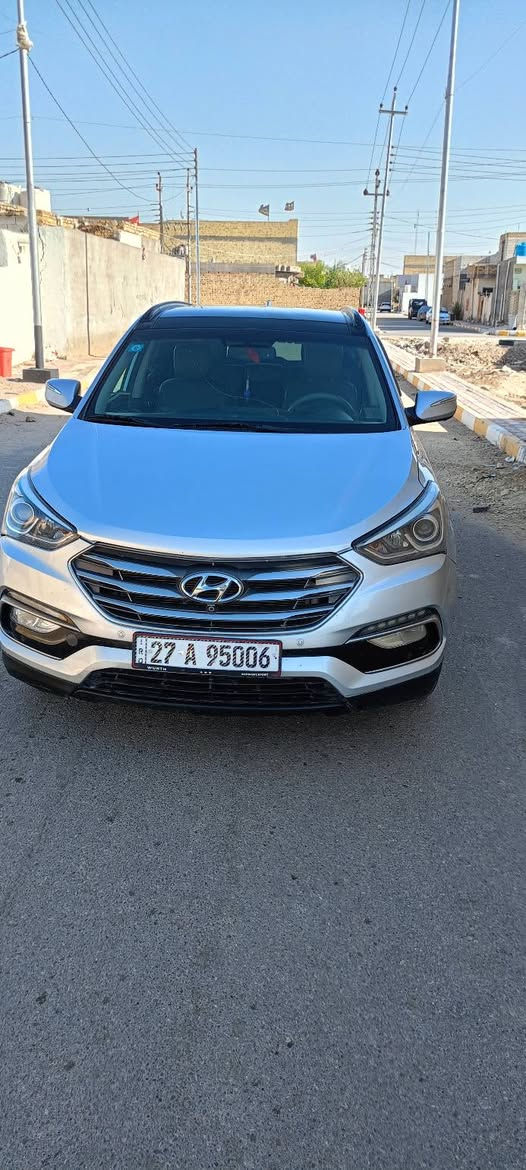 مكلف بالنشر
سنتافيه 18 فول امريكي 
مكينه 2400
5كامرات محيطه 
اشاره بالمرايات 
تحكمات فول 
بنراما 
كشنات جلد 
تدفئه كشنات 
ويل كب 
كشن كهربائي 
جنطه كهربائيه 
5بصمات 
هواي بعد مواصات 
سونار السياره وي الصور 
السعر 137
مكان ذي قار قضاء النصر 
***********
