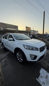 سورنتو ٢٠١٧ • ٧٦ الف • رقم واسط