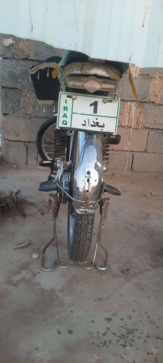 السلام عليكم دراجه شحن الدراجه نضيفه مثل ما موضح بل صور بيع ومراوس باسكل عادي الدراجه بيها خلل يعني تفصل وترجع تشتقل اريد ابيع علا سكاطها او اراوسه باسكل الرقم ***********
