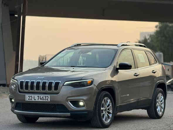 السلام عليكم جيب بزون موديل٢١رقم شمالي فول موصفات لاتيتود بلاس فول عدا بانوراما
السلام عليكم جيب بزون موديل٢١رقم شمالي فول موصفات لاتيتود بلاس فول عدا بانوراما
حادث جاملغ وباب وشوية من البنيد وجزء من تكمة صبغ يعني٣قطع صبغ فقط +رصعه مسحوبة قريب عل تكمة
موصفات فول عدا بانوراما 
شاشة تدعم كار بلي وكامرة دوارة كروز سرعه انارة داخلية تبريد قطعتين كشنات جلد اسود +اني دوشمة ابيض جلد كشن سايق كهرباء رادار امامي جانبي خلفي كنشات حار بارد هيترات بل مري فول تحكم ستيرن سايد بريك دكمة  مانع انحدار  اوتو ستوب بعد ببها هواي موصفات 
مسويلها سيرفس كامل 
كير مكينة صدر امامي خلفي تبريد تدفئة كفالة
رقم شمالي شرط تحويل او كالة 
سيارة ماشية50ميل
السعر133
مكاني بغداد اليرموك حي القادسية قرب كورميش جديد 
***********
