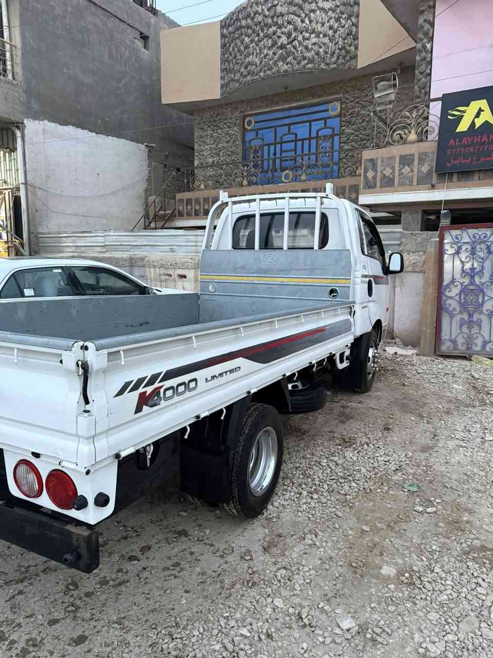 السلام عليكم KlA بنكو 2017 مسكر خليجي فول مواصفات حساسات خلفية تحكم ستيرن مري شفط هيتر ضباب للجامعة الخلفية  تبريد تدفئة منضومة كاملة من الوكالة تحويرة تايرات خلفية ١٤ ستد ٢٧ السيارة نضيفة بمعنى الكلمة ما ناقصة برغي بعده زيرو 0️⃣ مكينة كير حدادية تخم تاير كفالة عامة ما عدا كم ملاحظة بسيطة … 
رقم انكليزي تحويل ثاني يوم 
للاستفسار // ***********
