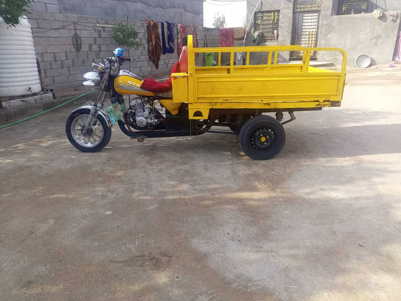 السلام عليكم ستوته للبيع اوراق 18 مكينه جمره24اكسن جمره هم 24 كهربإيات شقاله عامه الشاصي مكفول من الفطر للستفسار ***********اتصال فقط
