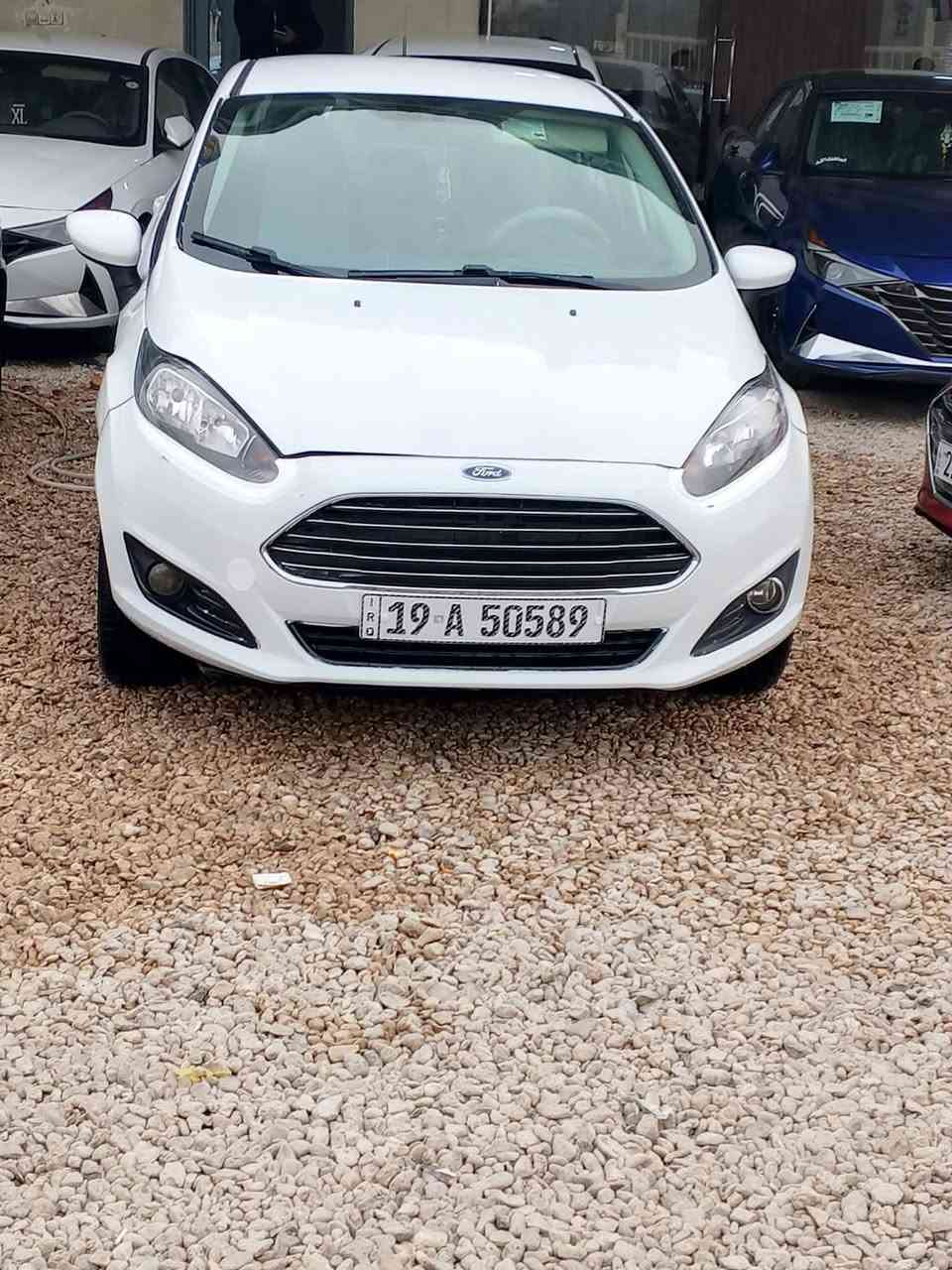 السلام عليكم فورد فيستا موديل 18رقم كربلاء دولي بسمي السياره جاهزه كير مكينه حداديه تبريد تخم تاير ماشيه 140الف السعر ب ٧٥ وبيهاا مجال بيع اومراوس ***********
