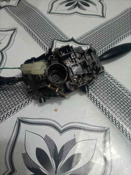 دة تصير على البريجو و النغولي مستختمة نضيفة يدة شقالة سعر 40بيهة مجال ***********
