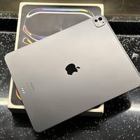 iPad Pro (M4) 13 inch ذاكرة 256   بطارية 98🔋   وكالة اصلي معتمد    ملح...