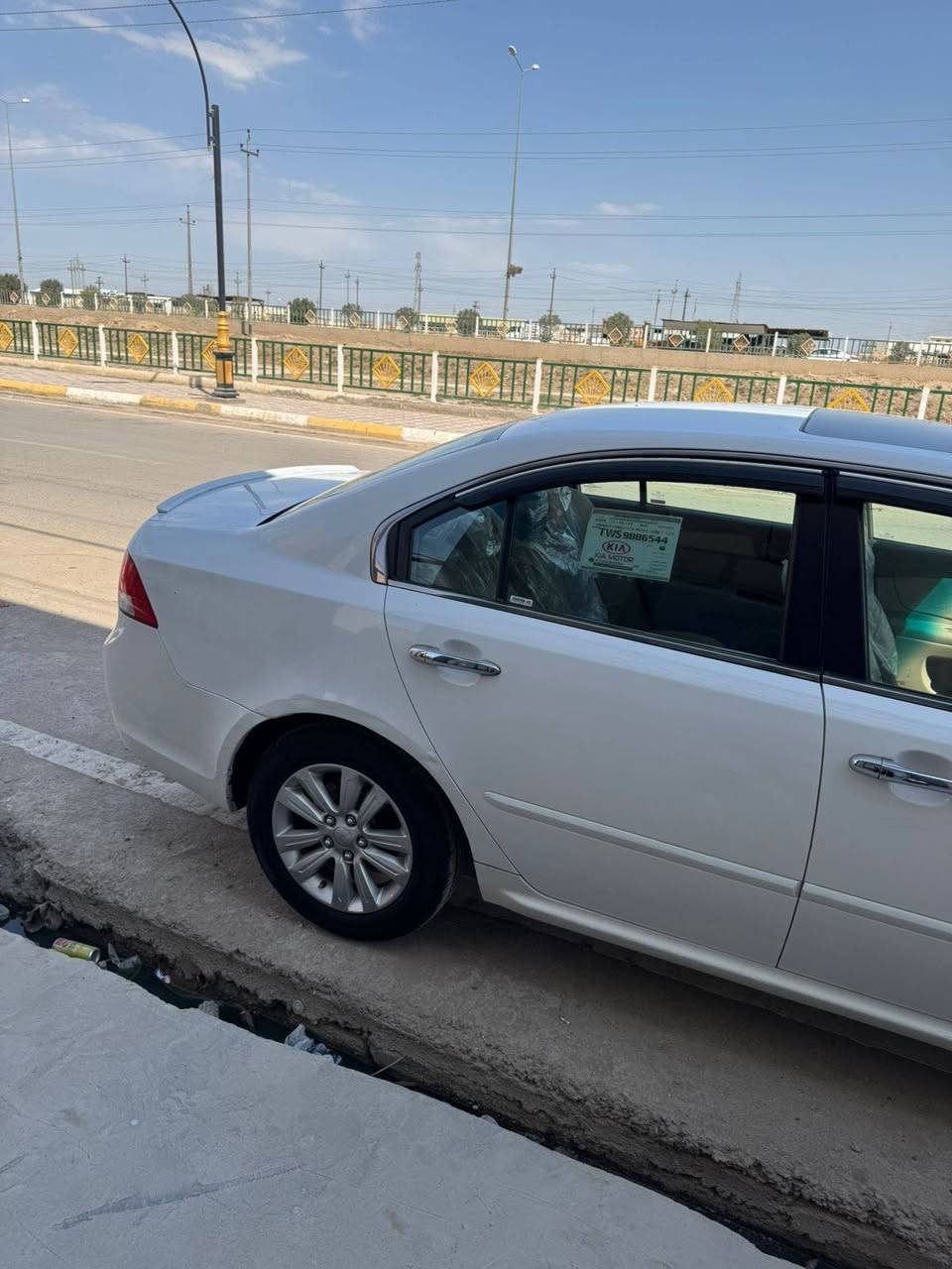 سلام عليكم للبيع سياره اوبتما 2010فول مواصفات  وحد على واحدبصمه فتحه 5تجاوي مكينه 2000ممفتوحه    رقم بغداد انكليزي بسمي سونيه2030 مكان ذي قار قلعه سكر سعر 136وبيها مجال بسيط موبايل***********
