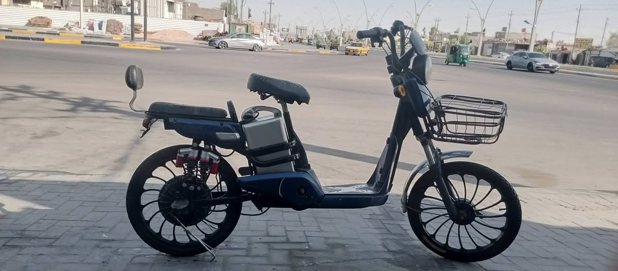 دراجه شحن للبيع الدراجه نضيفه بطاريات نضاف 4 بطاريات عوسه بس  كشن ويده مال بريك العنوان البصره الحيانيه السعر 125وبيه مجال رقم الهاتف ***********
