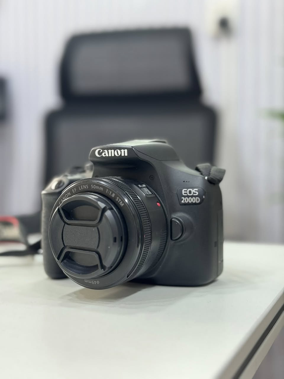 #daste_dw_مستعمل
——————————-
#Canon 2000D lens 50mm F1.8 Stm
Clean 95%


**إذا كنت صاحب هذا الإعلان وتريد حذفه لأي سبب، رجاءا أرسل رسالة إلى الدعم الفني**