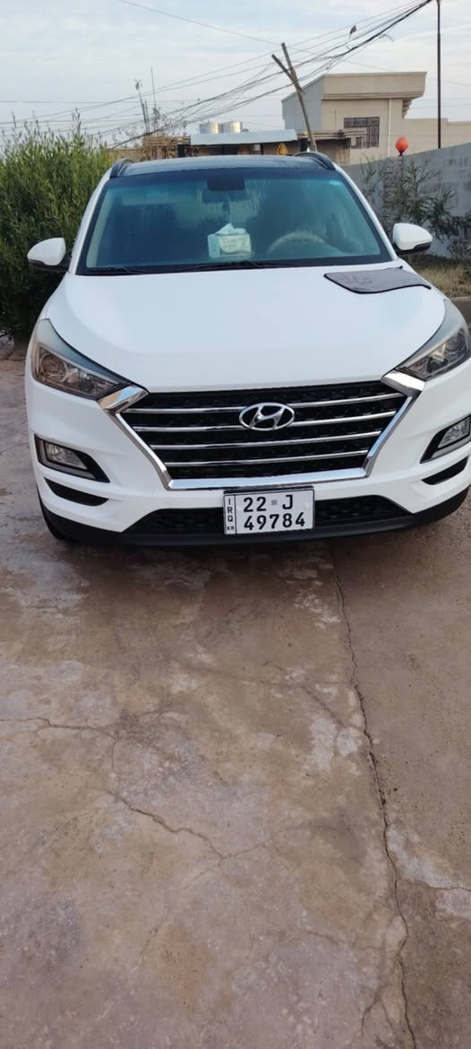السلام عليكم
توسان 2019رقم اربيل نكليزي تحويل مباشر ثاني يوم 
فول مواصفات  بانورما
حساسات امامي خلفي
ليد امامي خلفي
اشارات بالمري ومري شفط
اشارات ترحيب باب ومري
 3 انضمه قيادة
بصمه
كشنات جلد كهربائيه
تبريد قطعتين
شاحن وايرليس
ثلاجه بالجكمجه
عداد المسافة 200 الف.
السيارةكفالة عامة عده كرت بالباب الورى
مكان السياره نينوى ووبيها مواصفات بعد سعرها 198
للاستفسار الاتصال على الرقم الاتي ***********
***********
