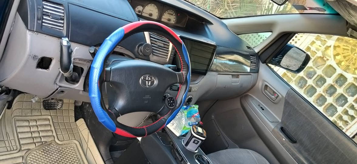 السلام عليكم 
تيوتة نها 
مديل 2002 اصل
السيارة مكينة وكير جدد 2000
السنوية 2026 تنتهي بعد 7 اشهر السيارة بسمي 
رقم جديد 
تبريد شغال 3 قطع
السيارة مصبوغة اثر شخوط فقط لا ضربة ولا تبديل 
مكفولة كص ونقل 
منضومت زينون عالي وناصي كلش قوي 
تخم تاير جديد 
انارة داخلية على طول السيارة 
سماعات مضخم قوي 
هورن بوش 
السيارة VIP
السيارة حلوة وجديدة 
حدادية 100/80
مكاني البصرة ابو الخصيب 
رقم بليفوني ***********
السعر 100 وبيهة مجال او مراوس 5 راكب
