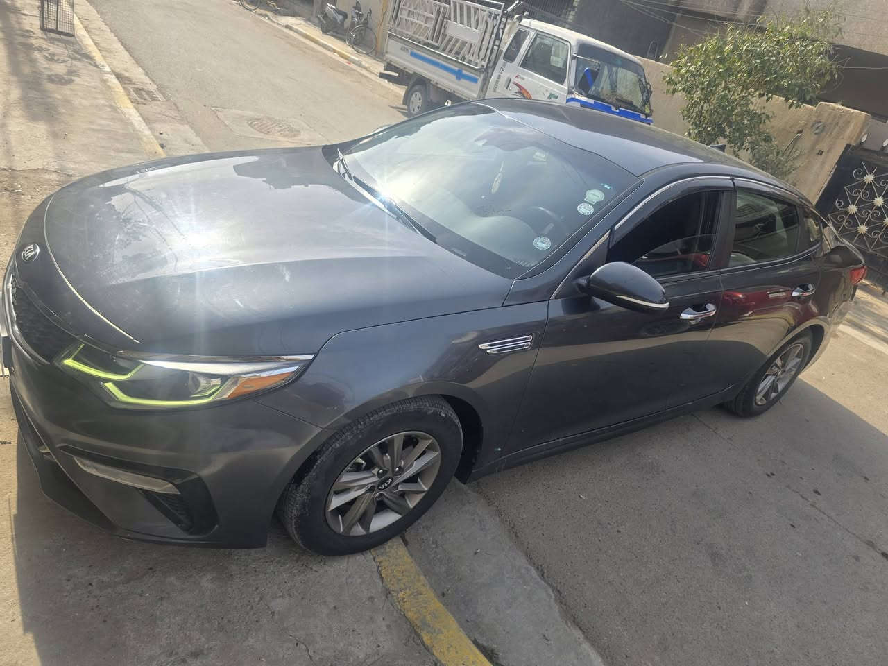 سلام عليكم اوبتما ٢٠٢٠ السياره جديده ماشيه ٦٩ ميل مشي حقيقي داخلهه جديد السياره شاشه كامره دواره رادار نقطيه عمياء تحديد مسار مكينه وكير شرط ممفتوحات السياره على ايد وحده السنويه لل٢٠٣١ هزه جديده بسمي تحويل ثاني يوم تخم تاير جديد ترايك وين متريد حادثهه كدامك فقط هاي القطعه صبغ بدون ايرباك بدون دواخل  السعر ١٤٨ وبيهه مجال بسيط اخوان رحمه لهلك لتقيسهه بلمكسرات للستفسار اتصل على رقم ***********
