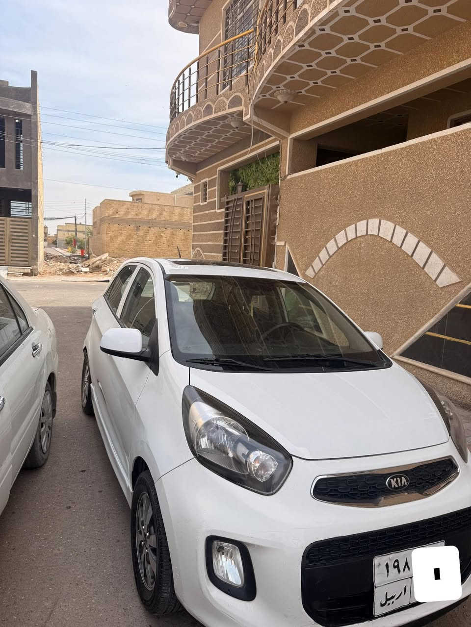 كيا بيكانتو خليجي موديل 2016 مكفوله من الصبغ فقط بارد مكانين ماشيه
72 الف قابل للزيادة فتحه تحكم ستيرن جهتين ويل كب كير مكينه مكفول رقم اربيل بأسم شركة للاستفسار مكان السياره كربلاء ***********
