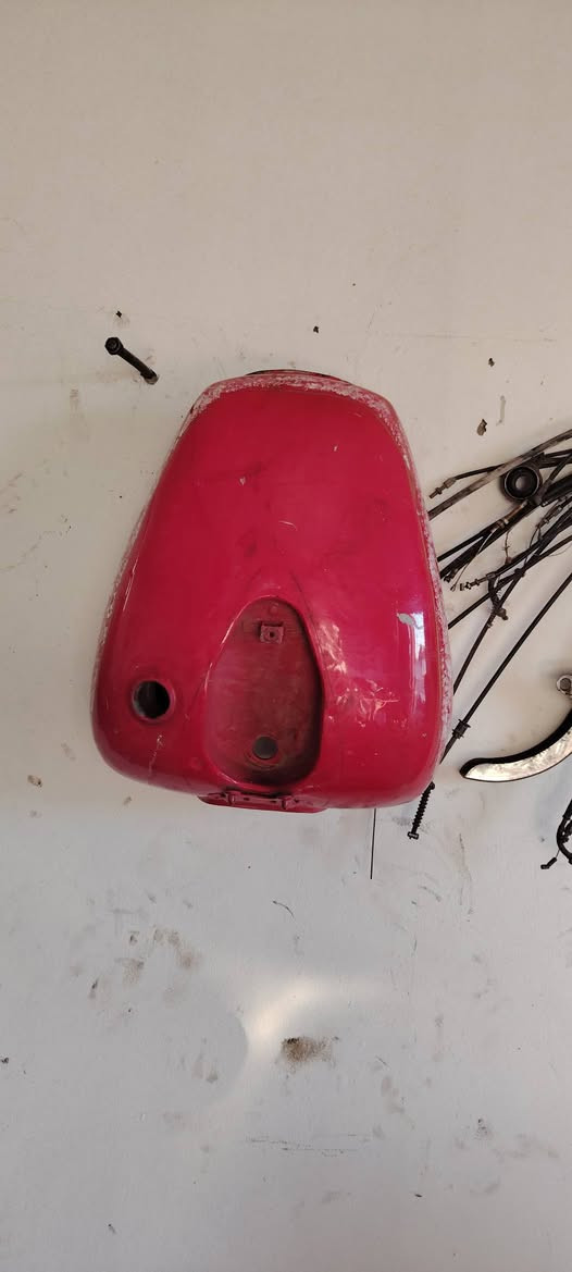 السلام عليكم ورحمة الله  تفصيخ قطع كلاسك يوجد توصيل ***********
