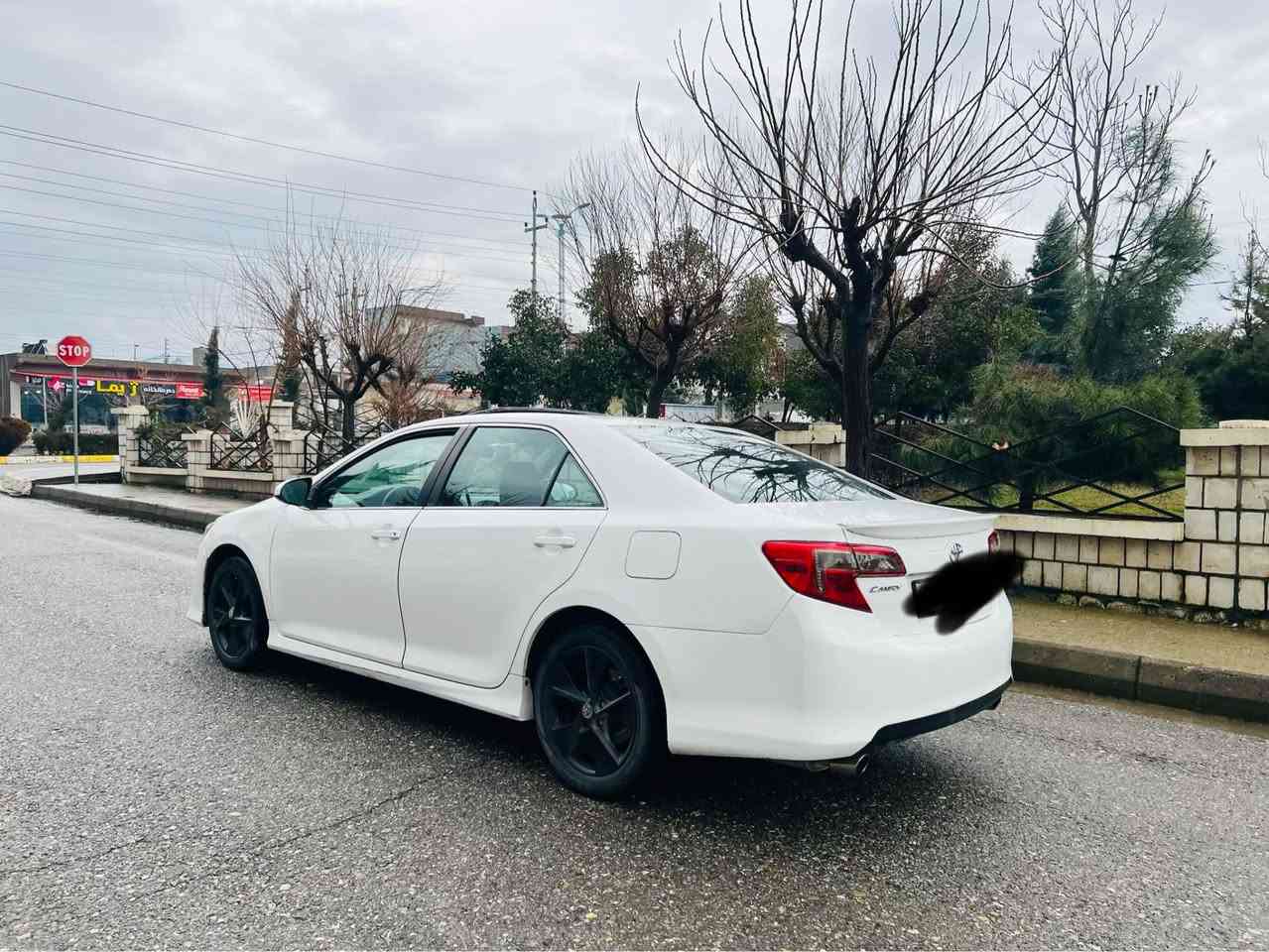 کامری 2012  سلایت
سەیارەکە نمونەیە لەجوانی
بێ ساردو شوخت
گێڕومەکینەی بەشەرت
ڕەقەم وسەنەوی نوییە
بێ مەسروفە
سێ پارچەی هەیە کەمێک ناوەکەی گرتوە
***********
***********
شوێن: قەلادزێ بشدار, السليمانية
