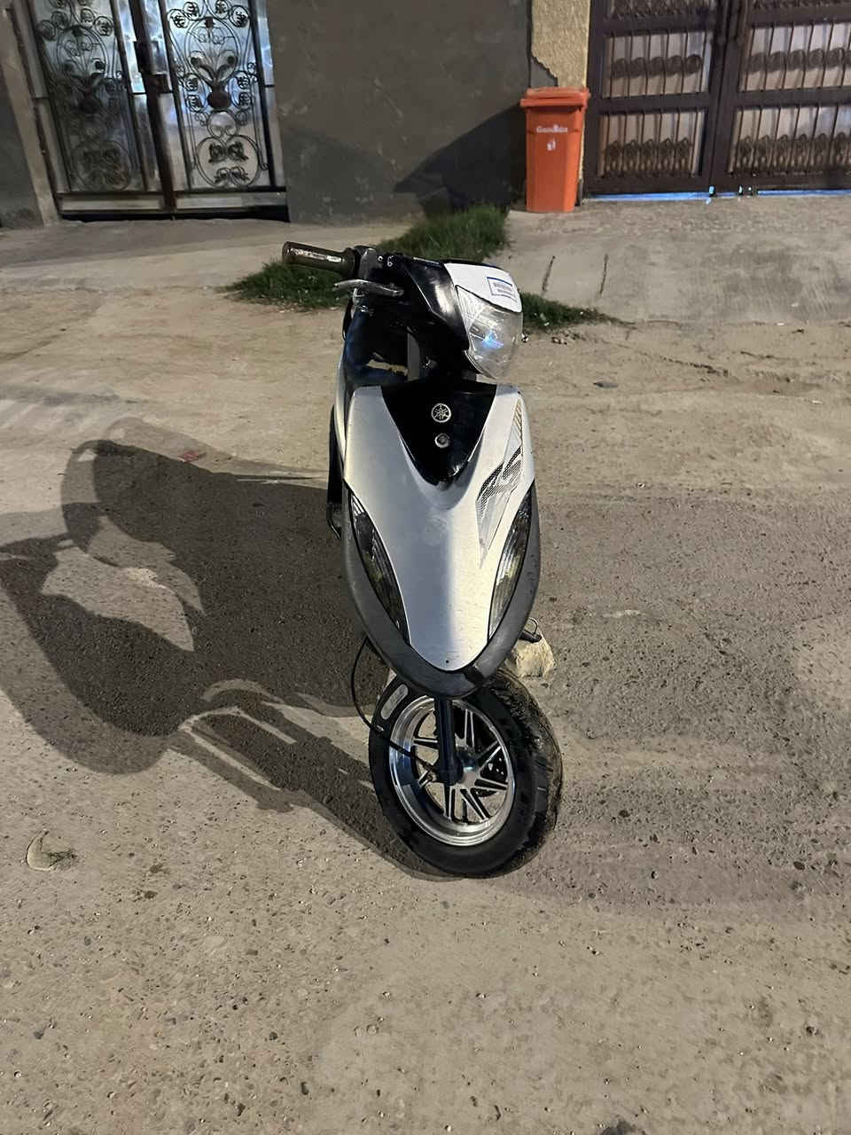 ماكس عدلة بلا ملحة دراجة ناشفة مكاني بابل مركز ***********السعر ٦٠٠ وبيها مجال
