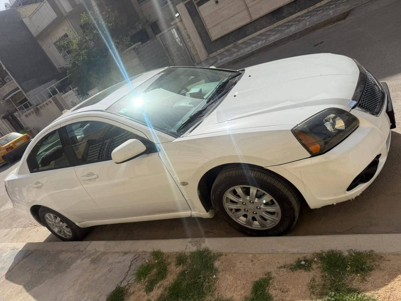 للبيع مسيوبيشي كلنت ٢٠١١ مكفولة من كلشي مكينه كير تبريد صدر كهربائيات كوله جديدة بفضل الله بيه شبر صبغ بالجاملغ سنويه جديدة هزة جديدة سيارة جاهزة وخير من الله مكانه بغداد للطلب والاستفسار الاتصال على الرقم ***********
