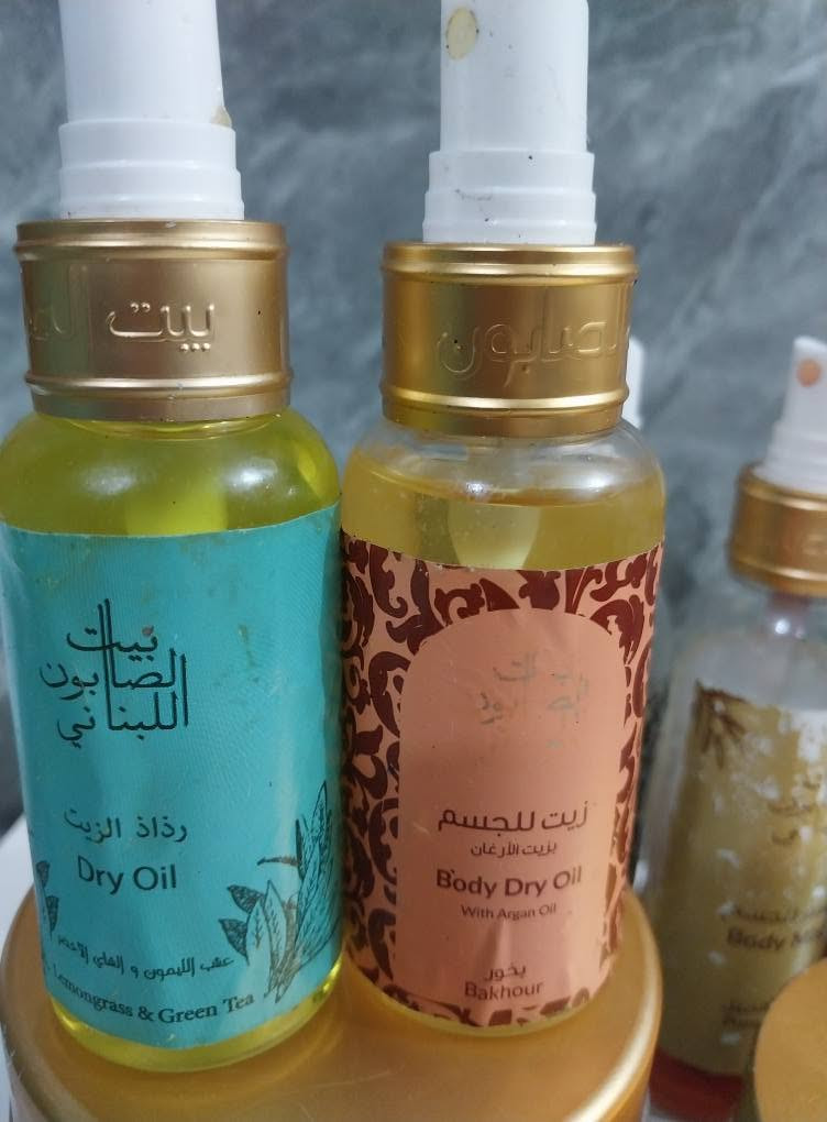مجموعة منتجات من بيت صابون اللبناني 
مواد طبيعية أصلية جديد ومستخدم
توصيل ٤


**إذا كنت صاحب هذا الإعلان وتريد حذفه لأي سبب، رجاءا أرسل رسالة إلى الدعم الفني**