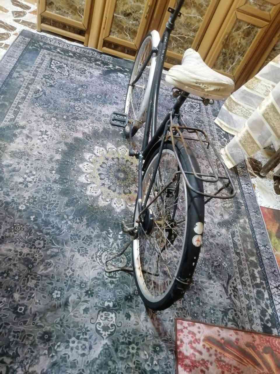 السلام عليكم
بايسكل ياباني نضيف حيل
تايرات نضيفه
ويالته عدالات بدون عواج
وباسكل خفيف وسريع  سعره 35


**إذا كنت صاحب هذا الإعلان وتريد حذفه لأي سبب، رجاءا أرسل رسالة إلى الدعم الفني**