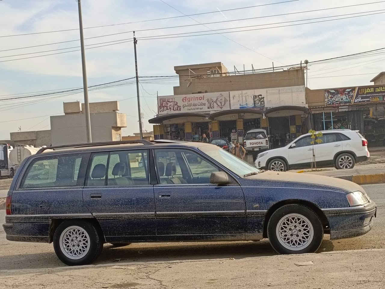 اوميكا حجم 24#موديل 93#فول بس تبريد مابيها #ابلادي لا صبغ ولا خياس #سياره جاهزه ماتصرف عليها كلشي #واني الشرعي ابيعك تحويل مباشر *وكالة ما اسوي 
***********
***********اتصل ودلل
