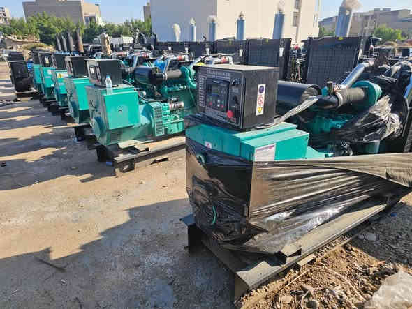 السلام عليكم السعر  ٤٢ ورقه 

مولدات نوع كمنز حجم ١٠٢ سته سلندر راس توليد ١٥٠ كي في جديد  بلادي 
 العنوان كراده مجمع مشن شارع جاك عبود 
*********** 
*********** بغداد
