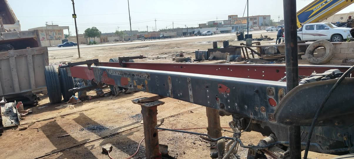 تحوير سكانيا من تك الى سحال خلفي مع تطوالة العنوان البصرة الدير ضمان العمل 10سنوات*********** و***********
