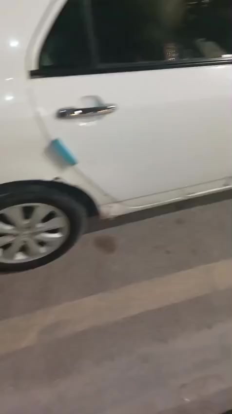 من رخصة الادمن
سلام عليكم للبيع 
سيارة بي واي دي f3 2012 اوتماتيك المرغوب رقم نجف اب اسمي تحويل ثاني يوم مكانها بغداد حي الجهاد  سنويه جديد مصفره غرامات 
السيارة فتحة  
جامة أمامية جديدة 
 تبريد تدفائة شغال باتري جديد زوج تأير جديد 
مشط استيرن جديد 
نقص فقط ضفيرة سعرها 60  ألف 
باقي التفاصيل بل سونار
سعر السيارة  58 مجال بسيط كلش 
الميعجبة السعر خل يعبر المنشور  اكو حتة بـ 40
***********
