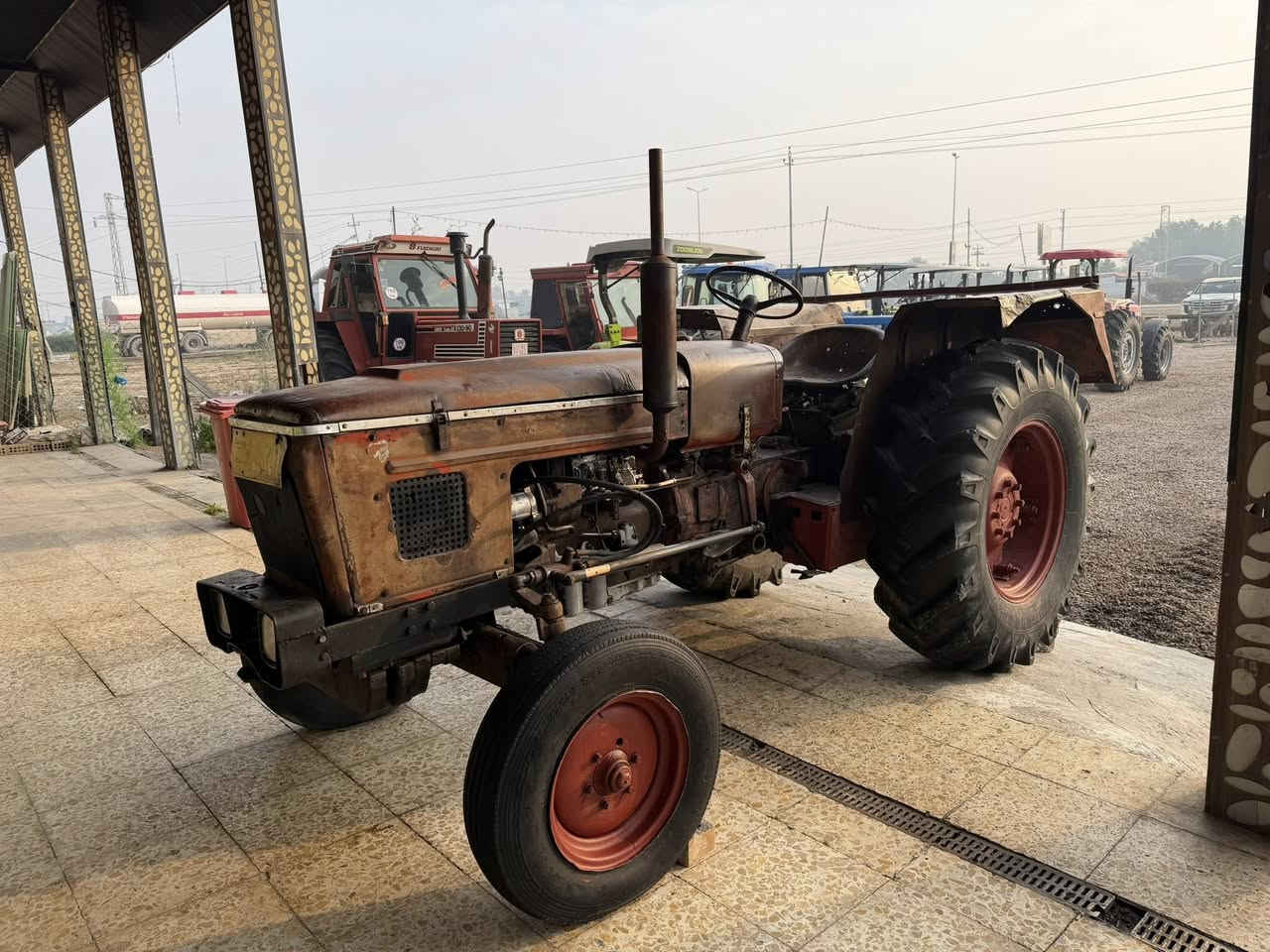 سلام عليكم
للبيع عنتر موديل ٨٧ رقم واسط 

مكينه جاهزه من كلشي تخم تاير باور ستيرن 

مكاني بابل الكفل 

***********
