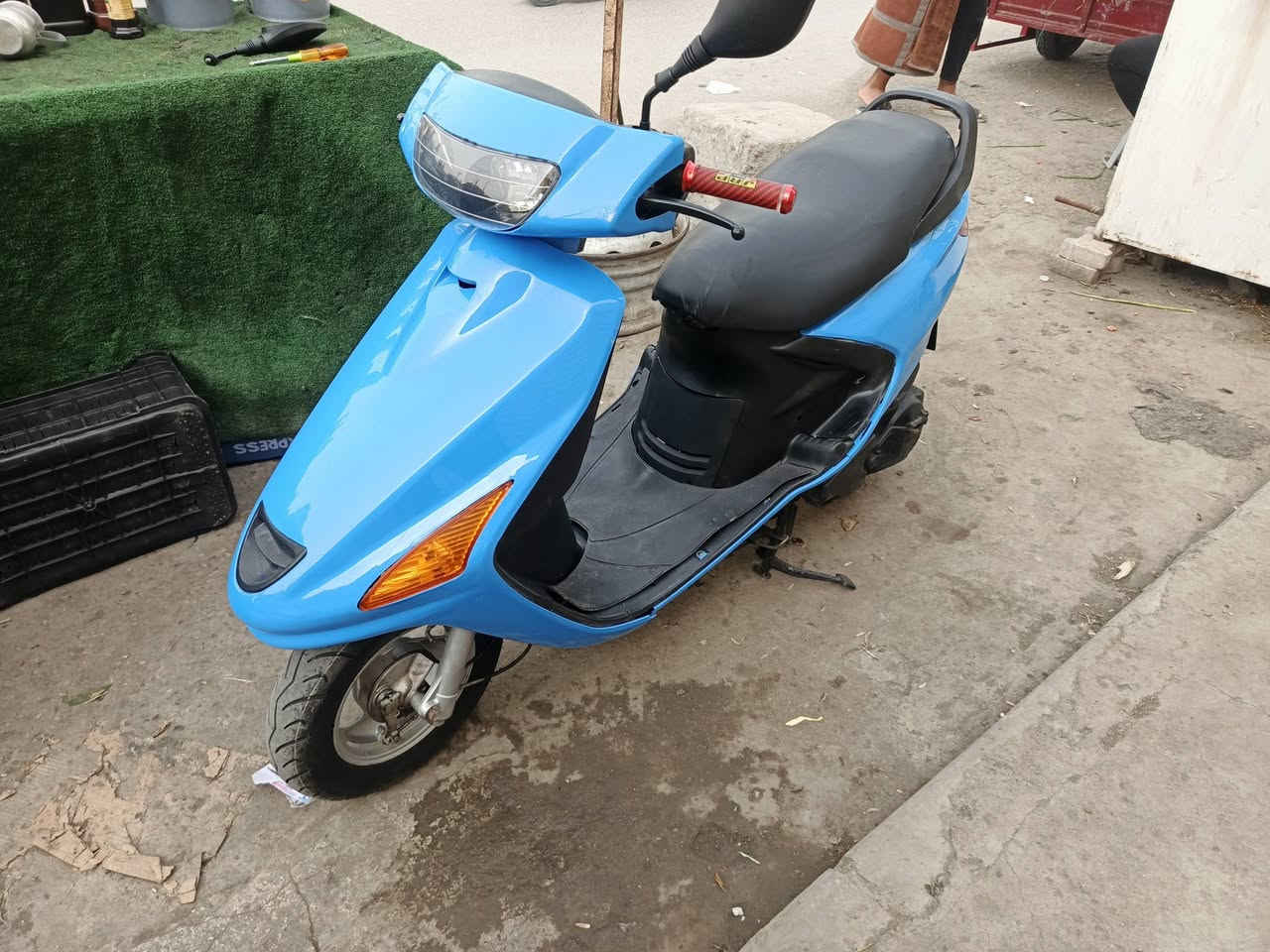 دراجه فراشه للبيع ***********
