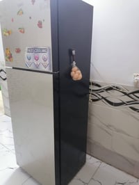 ثلجه اخت جديده نظيفه كليش سعرها 250الف الاستفسار تواصلو على واتساب 077...